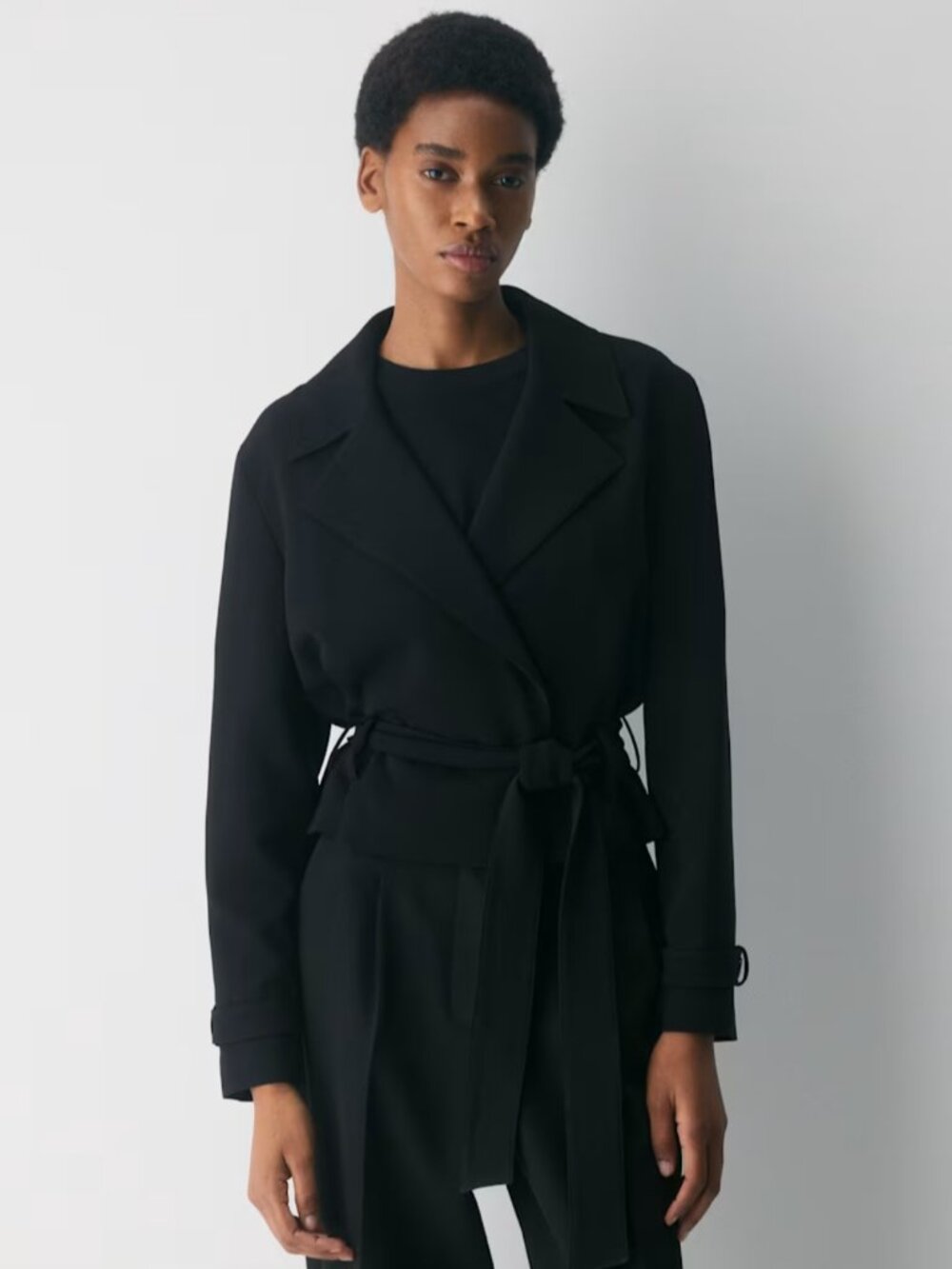 NWT Aritzia  POSTAGE Trench Coat -Sway Crepe Black - Picture 2 of 11
